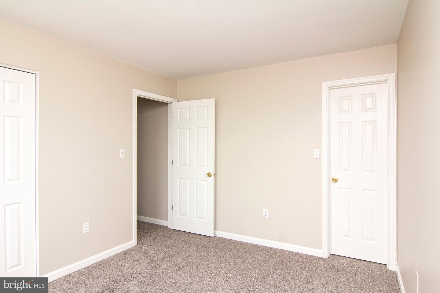 3281 Kaylan Court photo 24