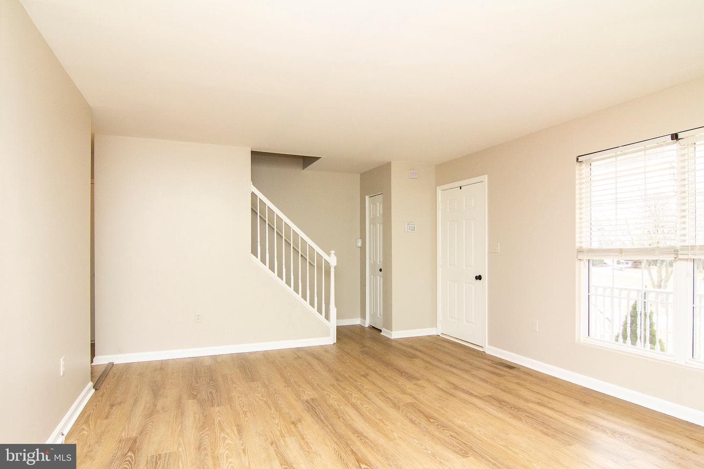 3281 Kaylan Court photo 4