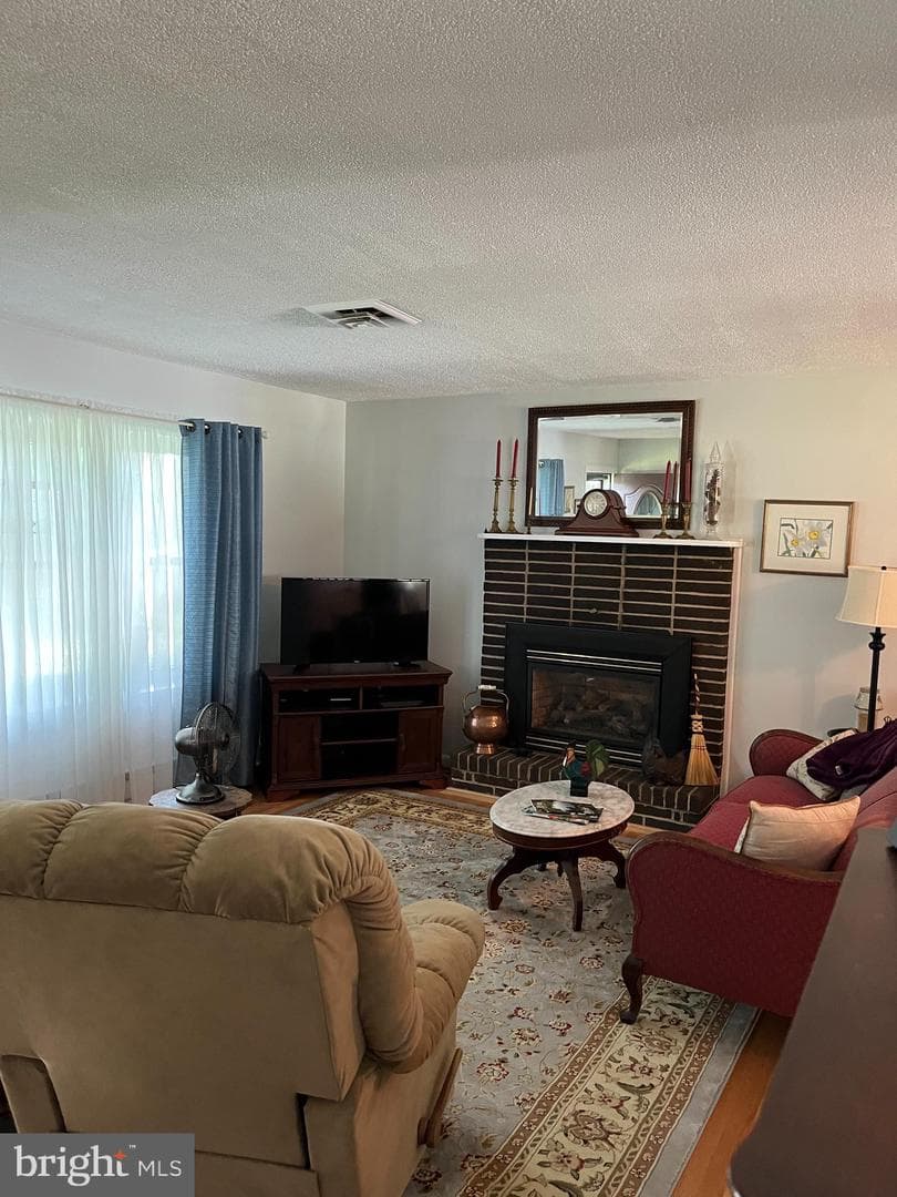 1205 Carrollyn Drive photo 3