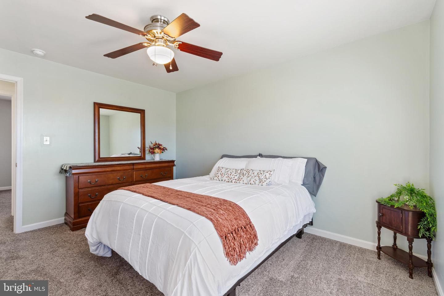 72 Crimson Avenue photo 19