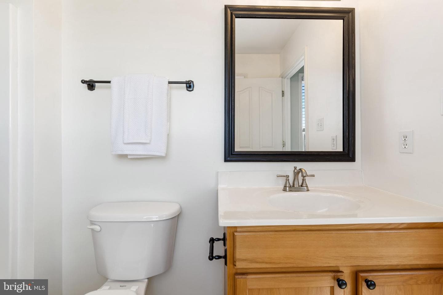 72 Crimson Avenue photo 22