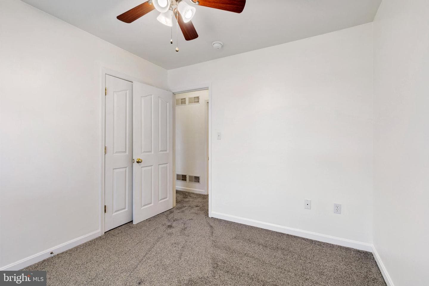 72 Crimson Avenue photo 26
