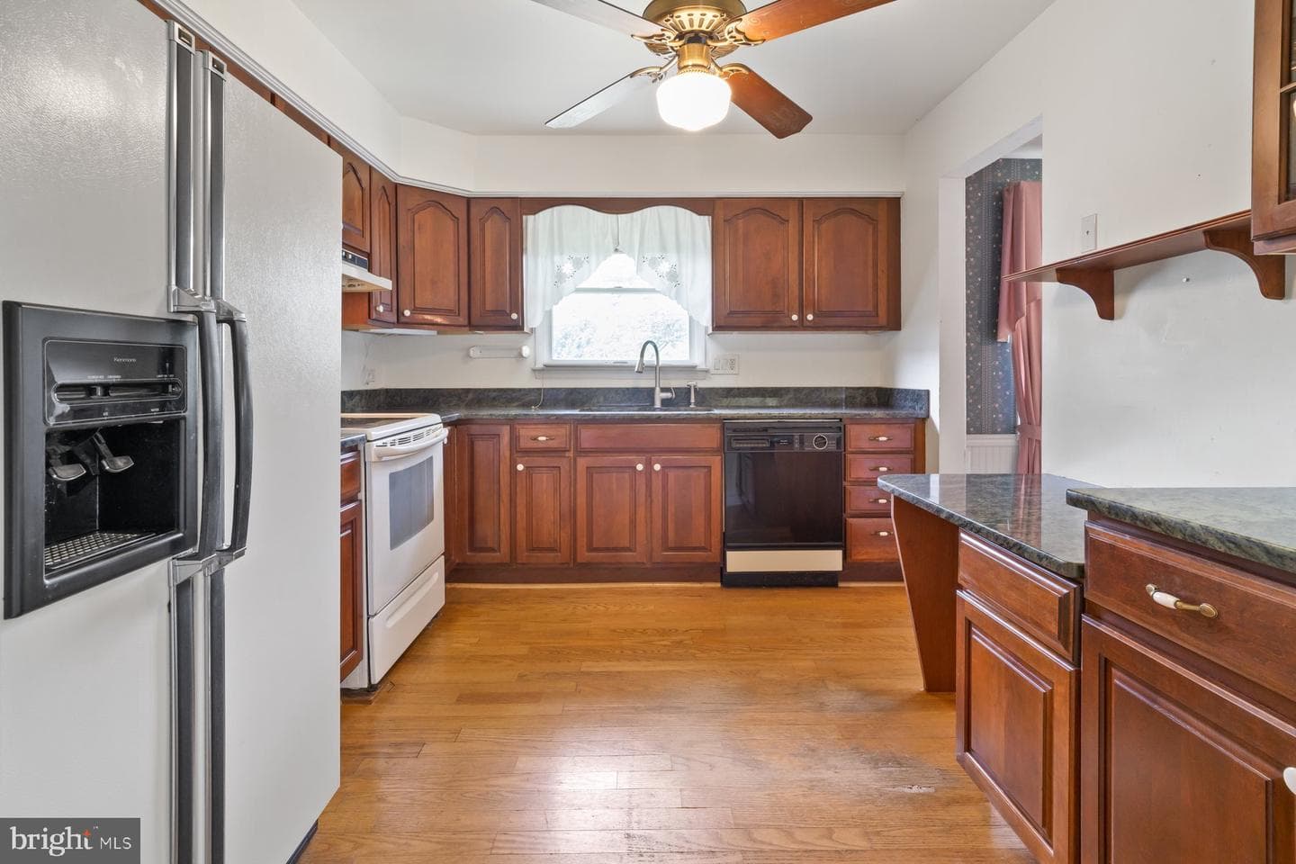 2810 Rainbow Drive photo 9