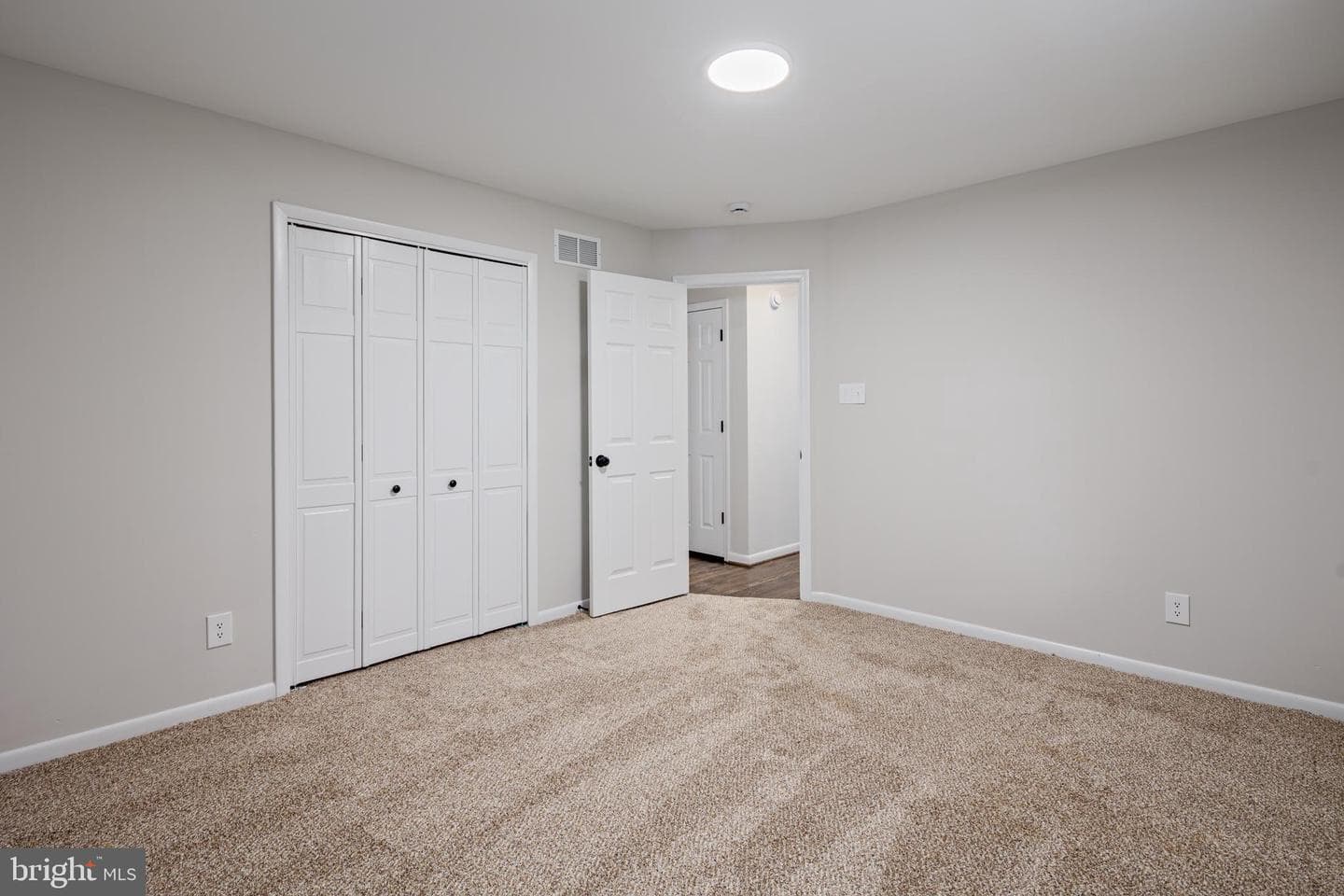 7027 Carmae Road photo 20