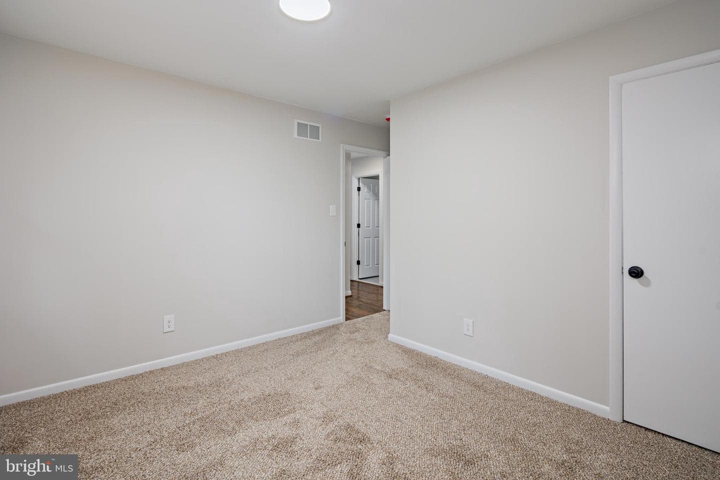 7027 Carmae Road photo 27
