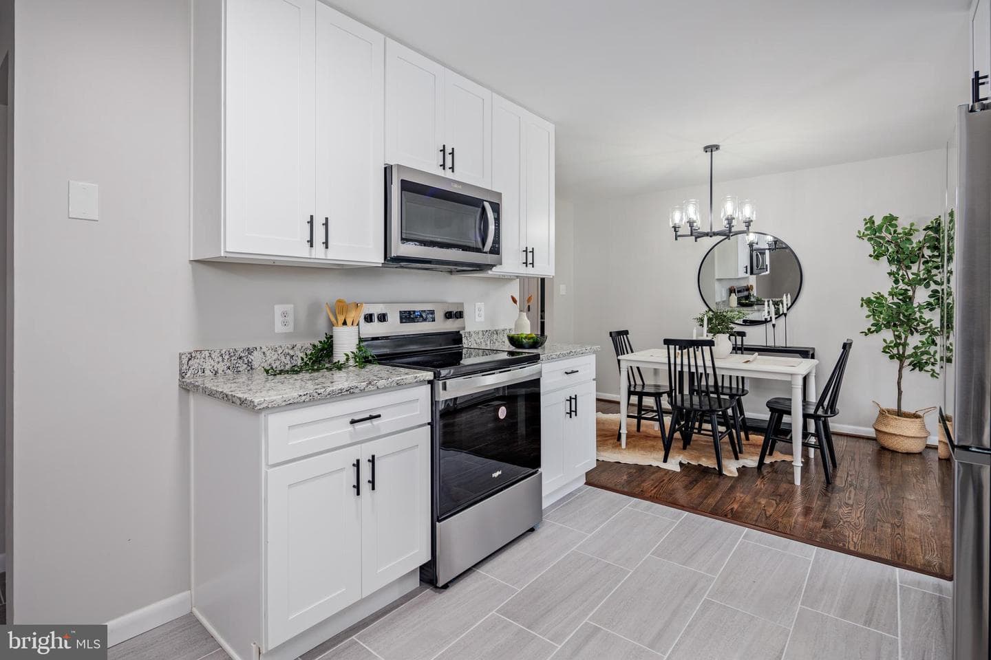 7027 Carmae Road photo 4