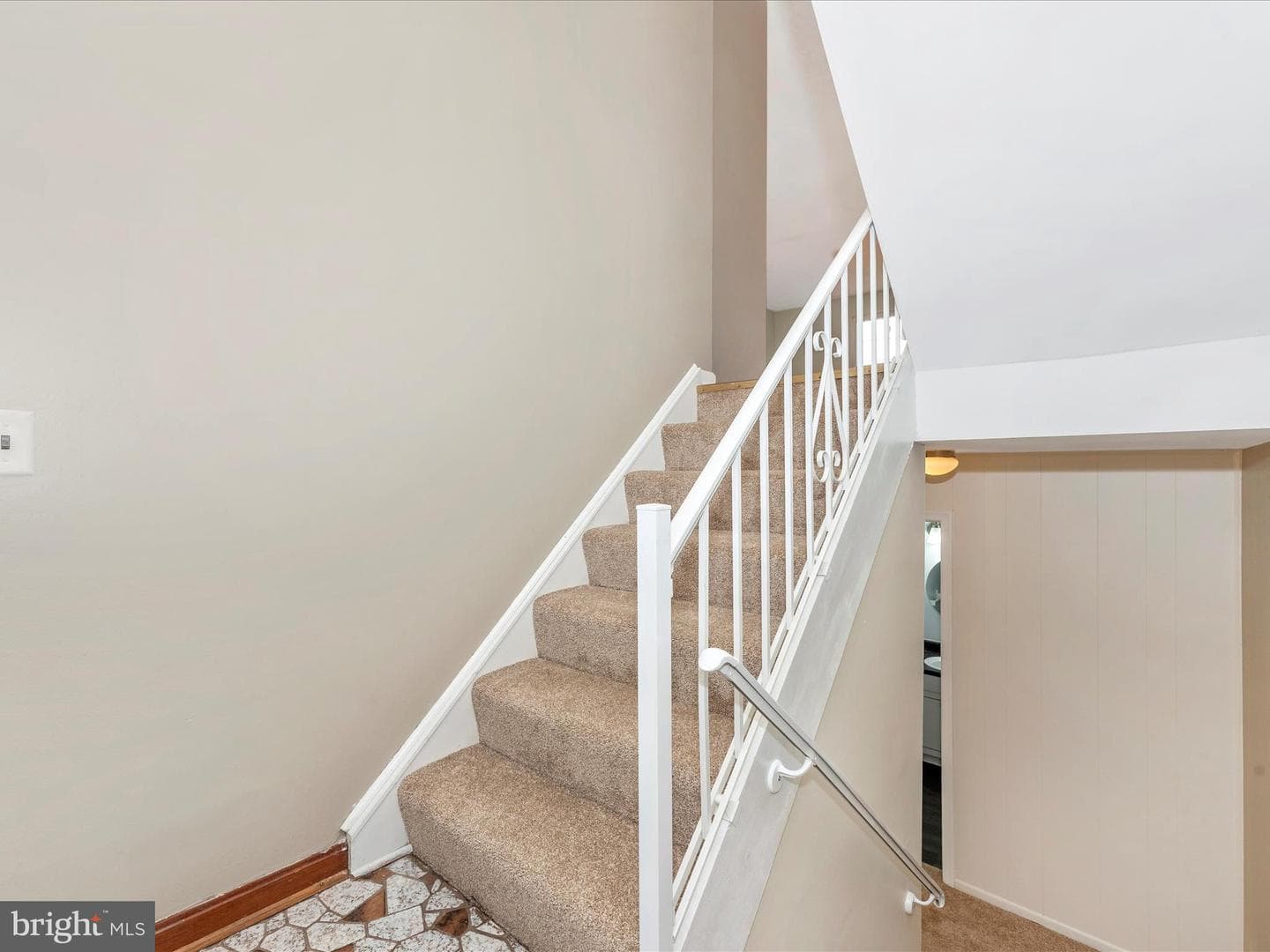 715 Horpel Drive photo 4