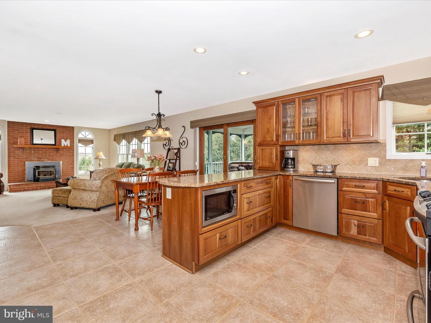 4945 Jalmia Road photo 11