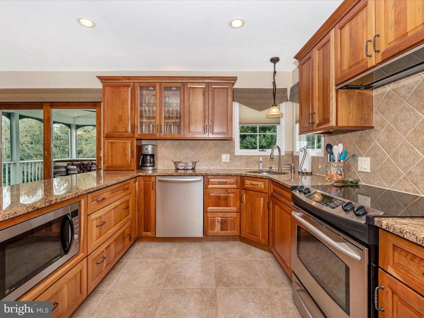 4945 Jalmia Road photo 9