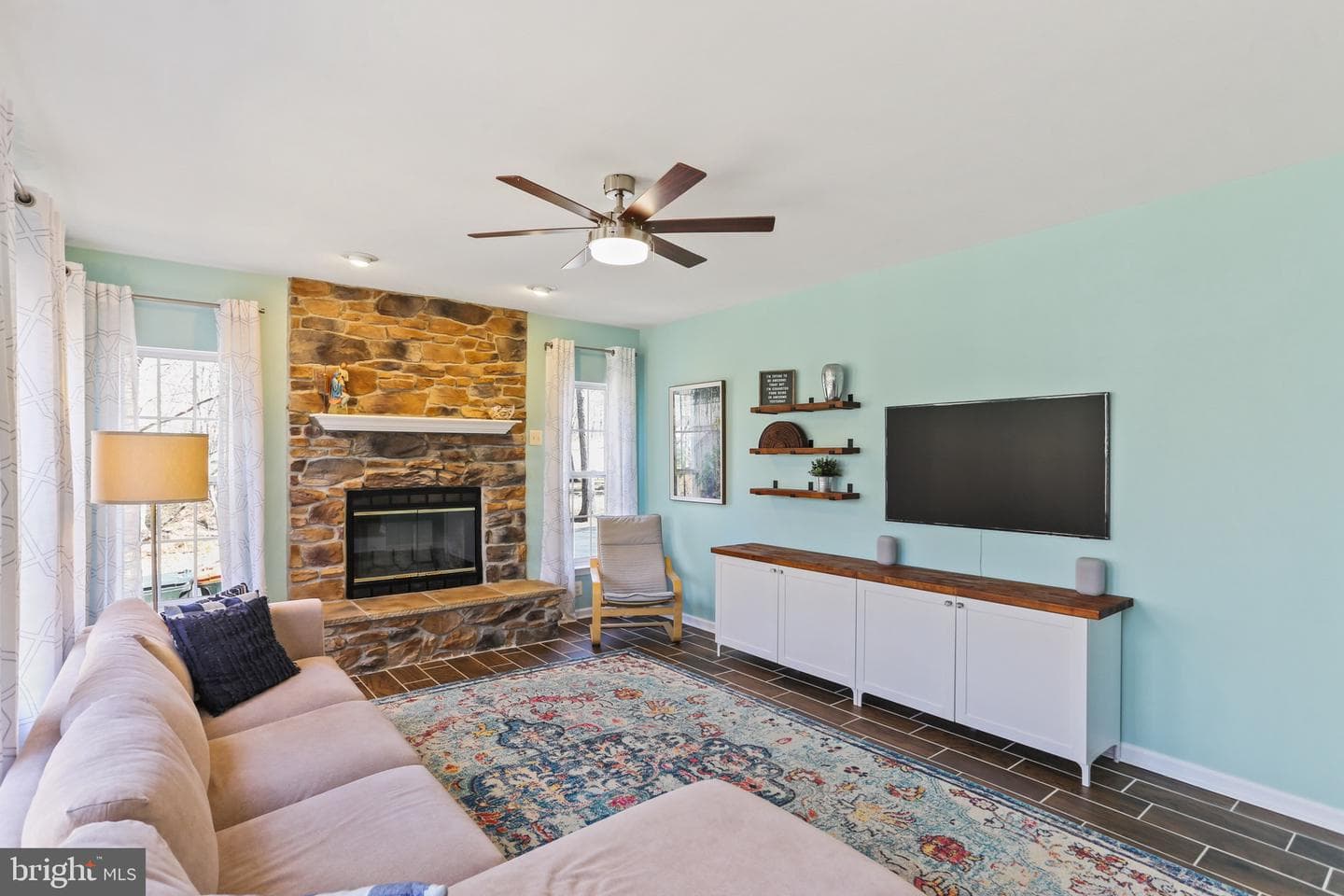 5810 Artisan Drive photo 9