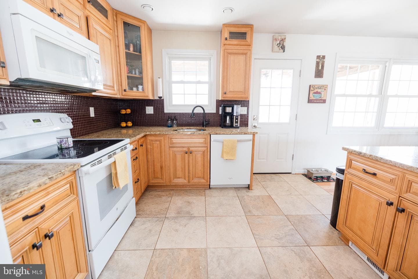 404 Farm Creek Road photo 10