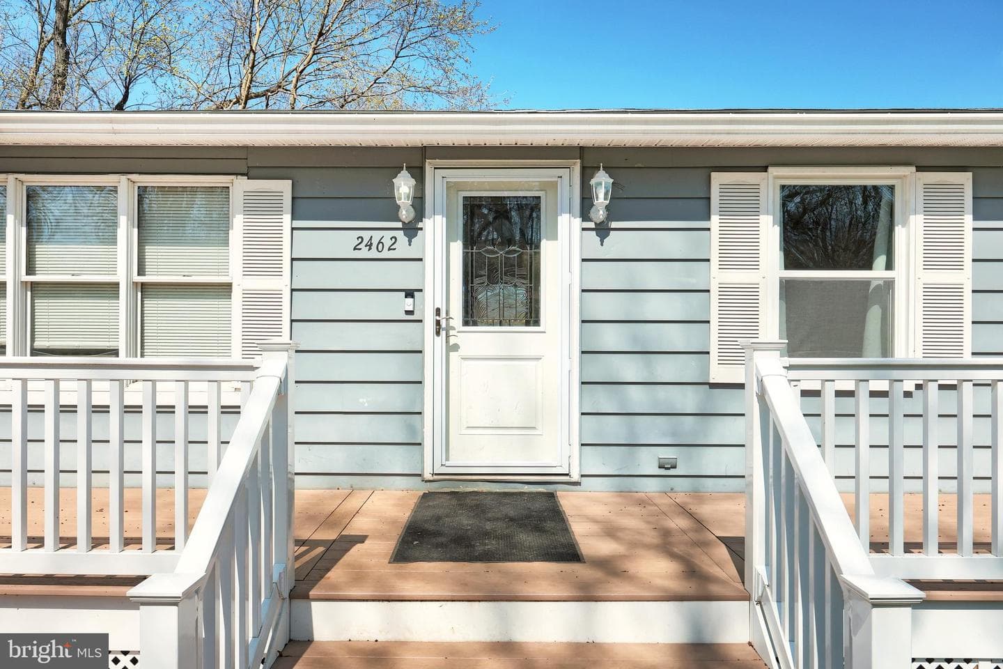 2462 Manchester Road photo 3