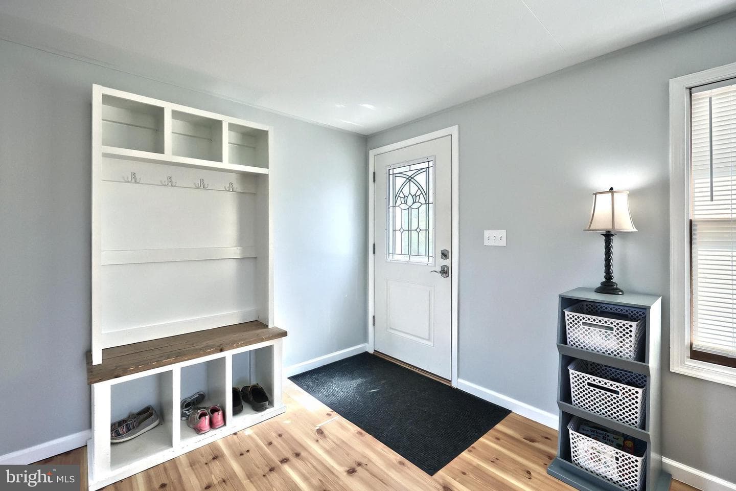 2462 Manchester Road photo 5