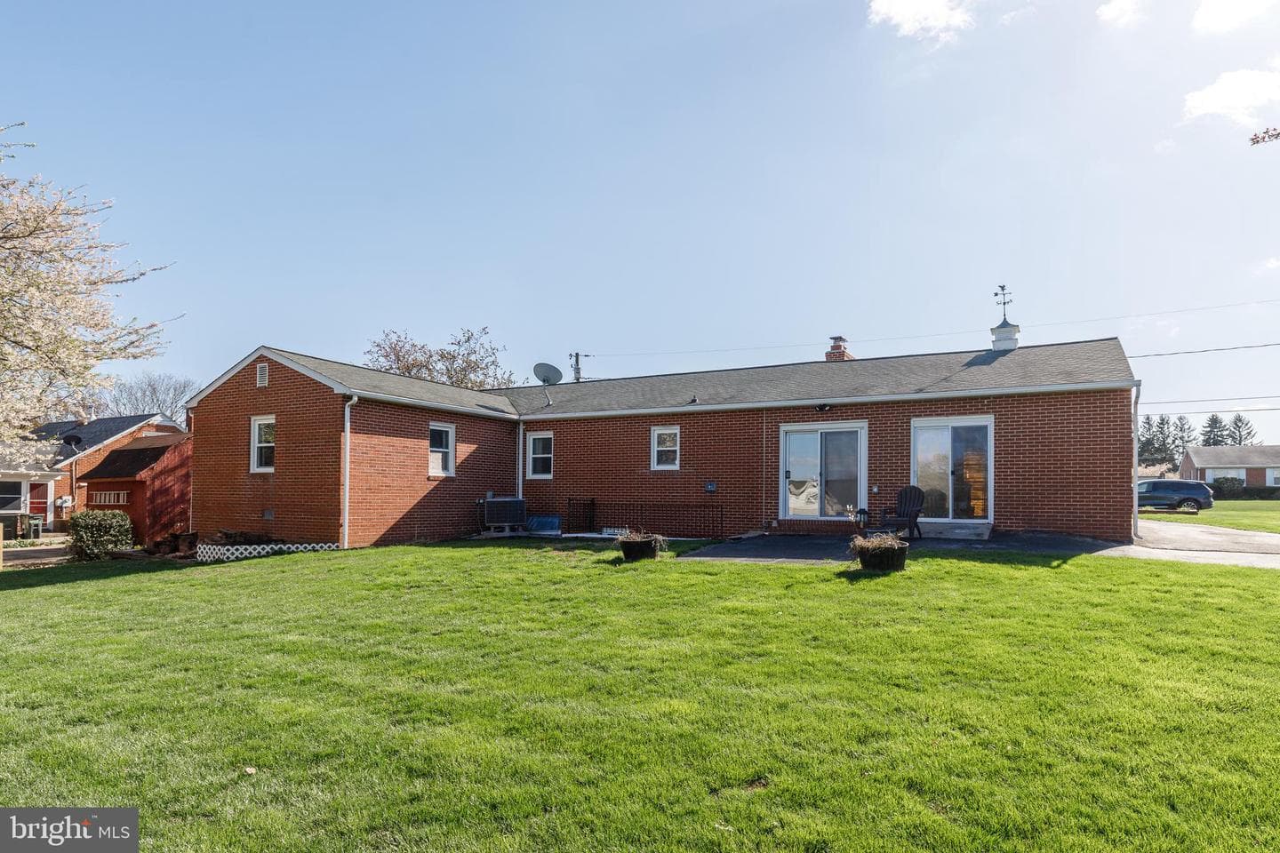 237 Bezold Avenue photo 3