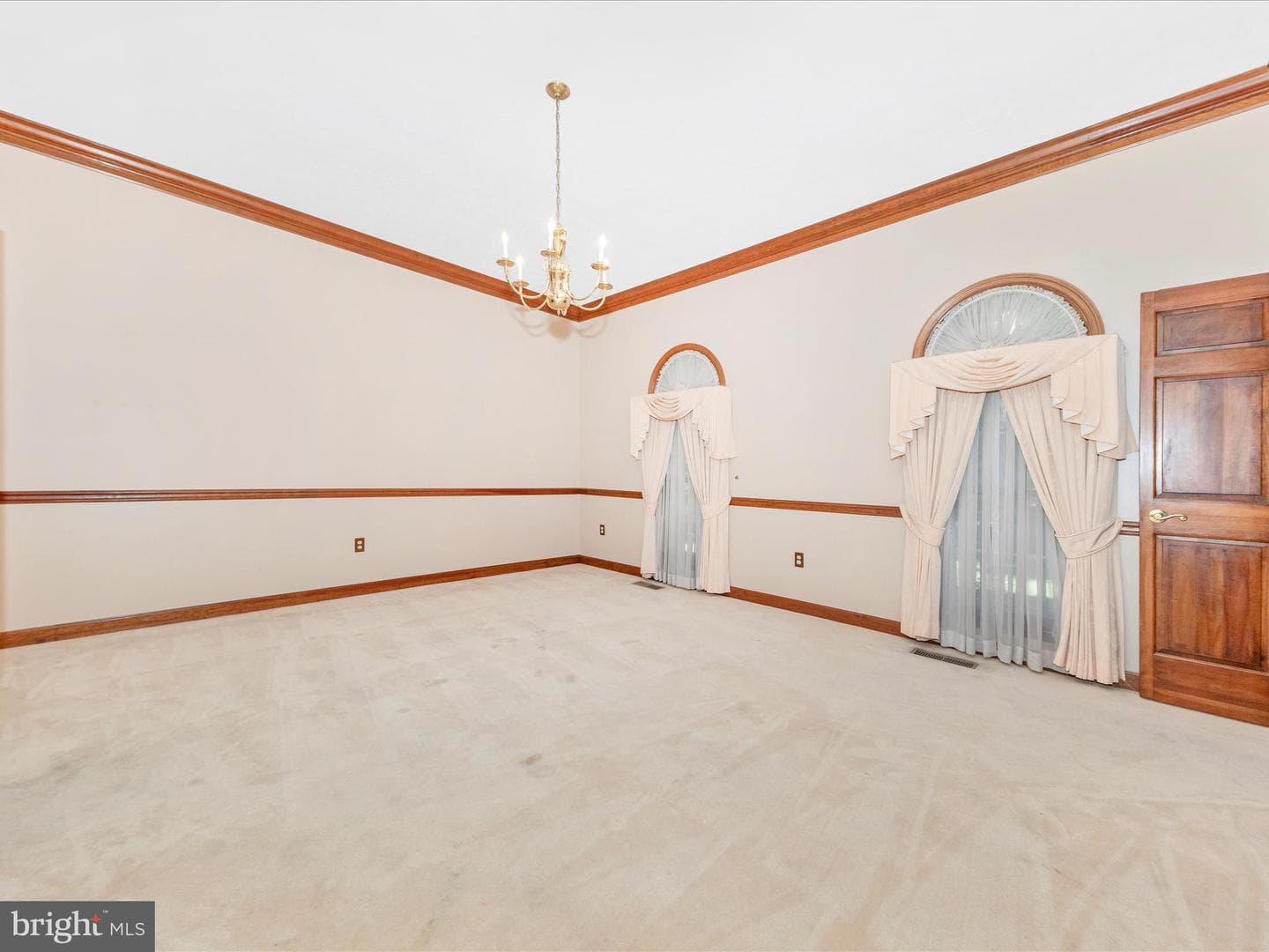 1013 Wilda Drive photo 6