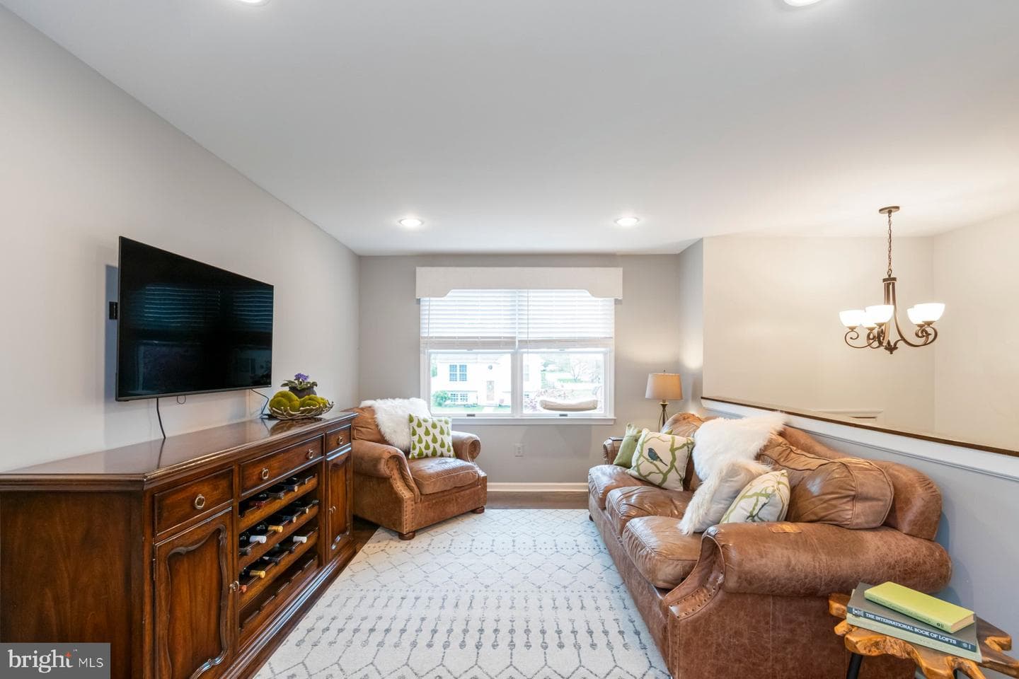 408 Stacy Lee Court photo 11