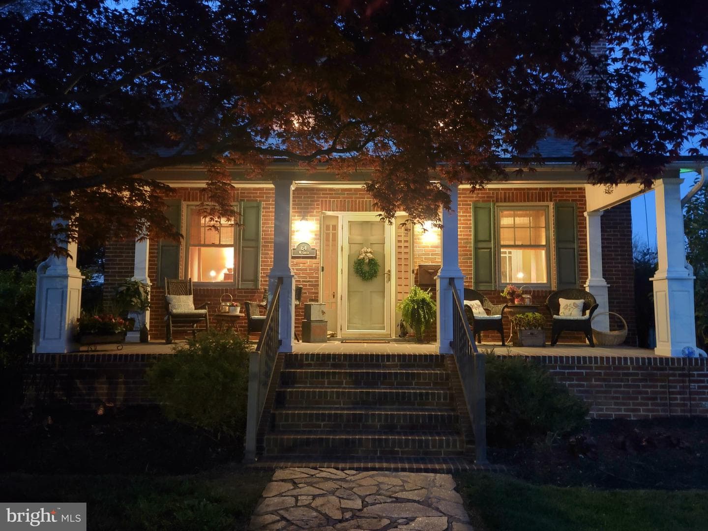 64 W Green Street photo 15