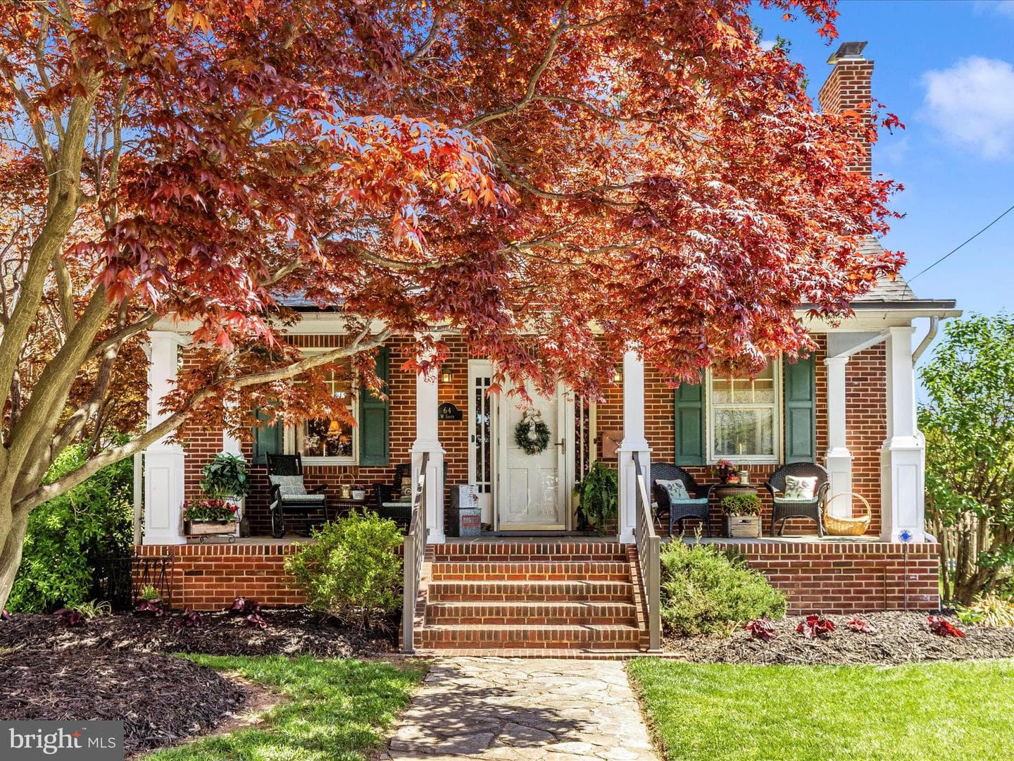 64 W Green Street photo 3