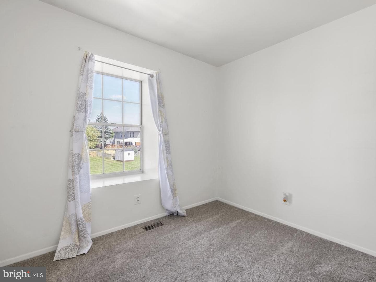 364 Logan Drive photo 22
