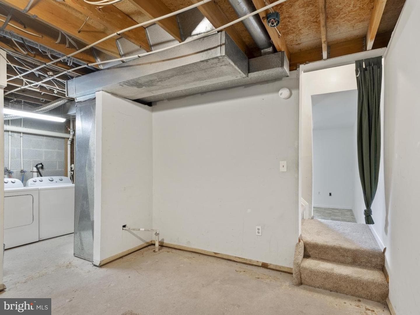 364 Logan Drive photo 31