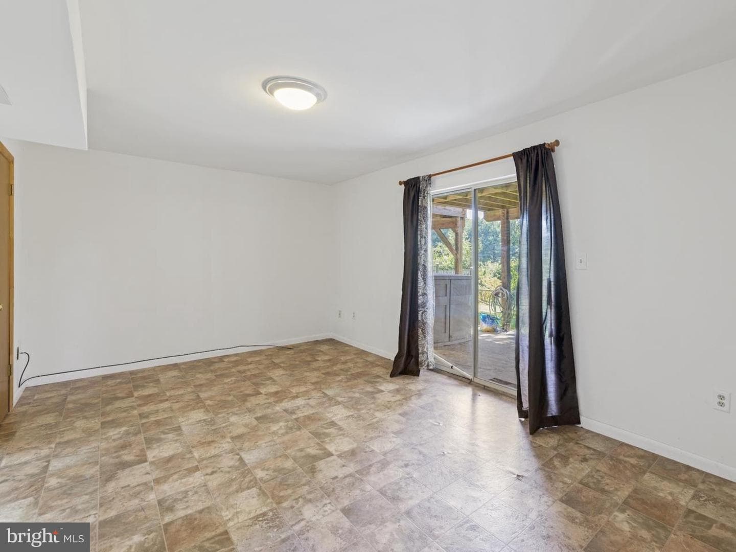 364 Logan Drive photo 33