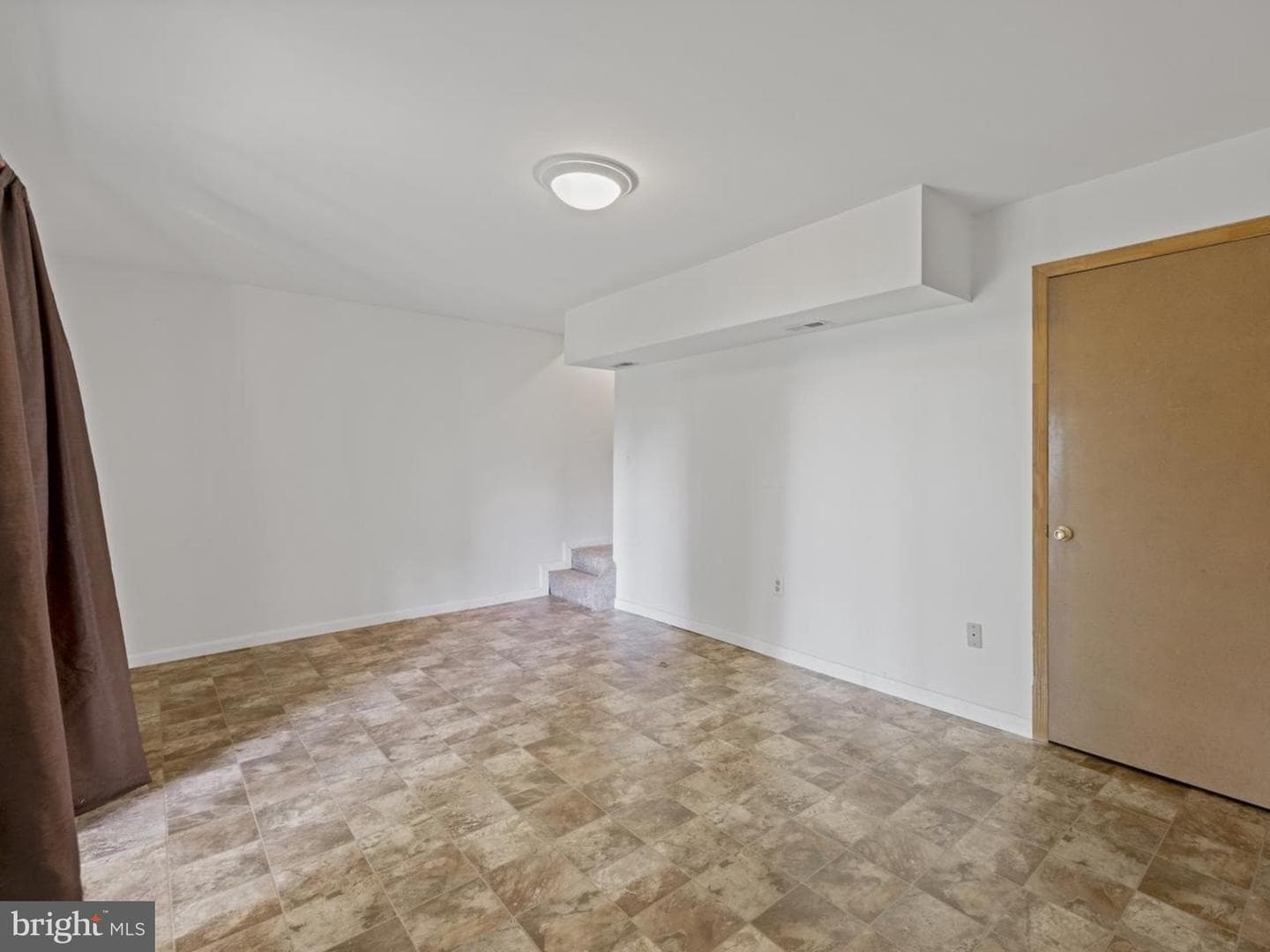 364 Logan Drive photo 34
