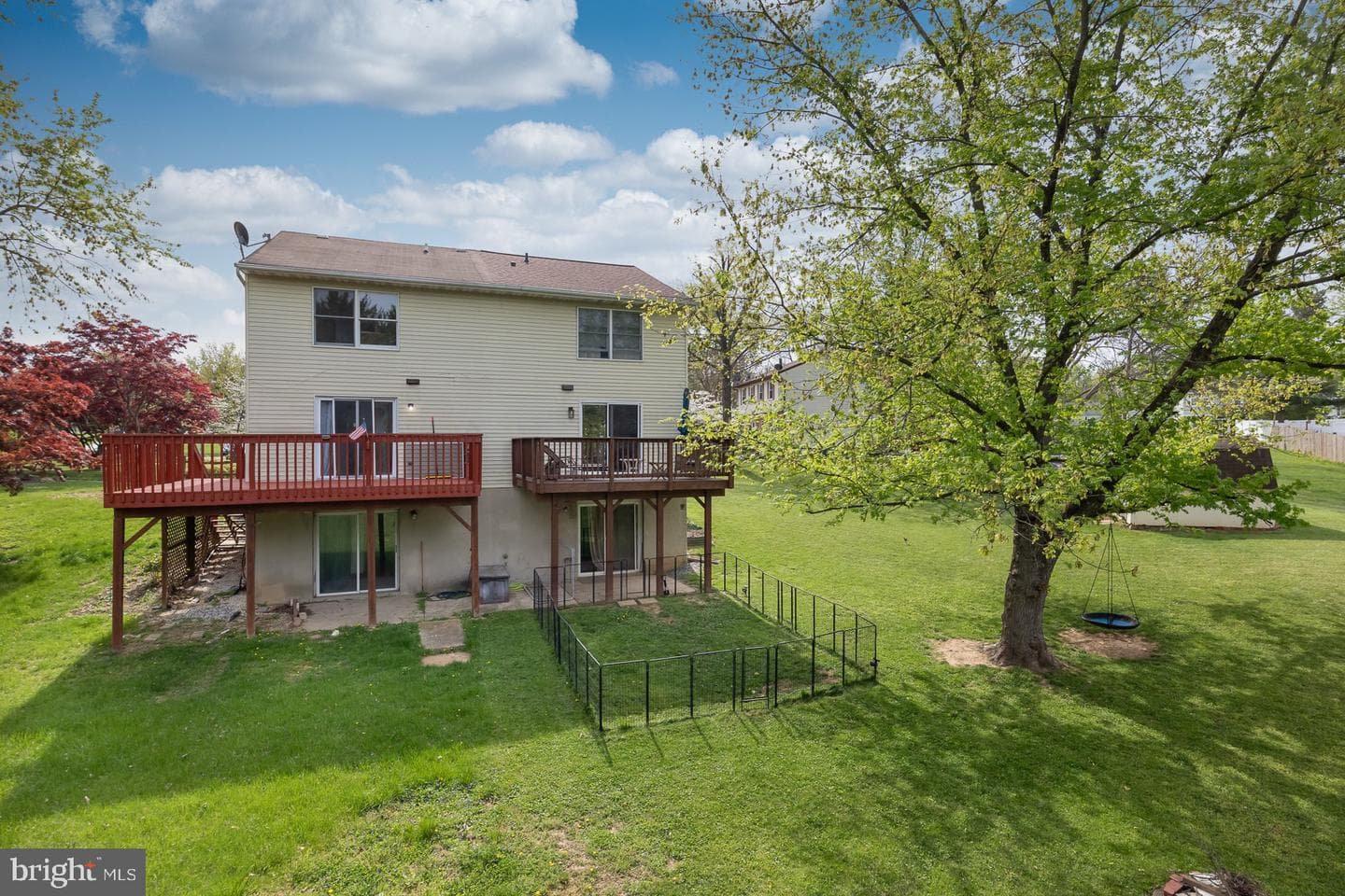 706 Riley Court photo 8