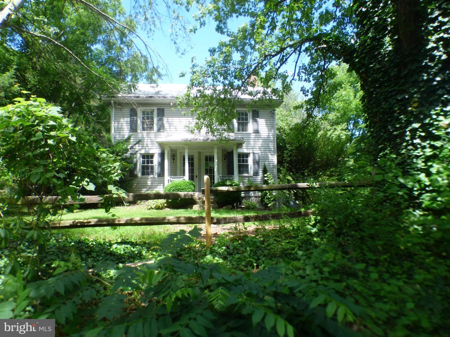 2860 E Mayberry Rd