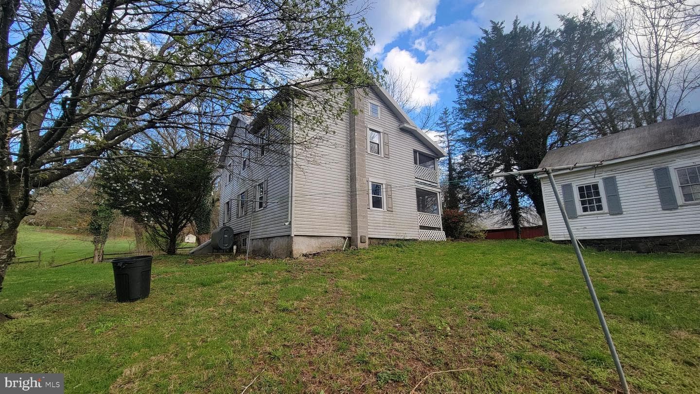 2860 E Mayberry Rd photo 39