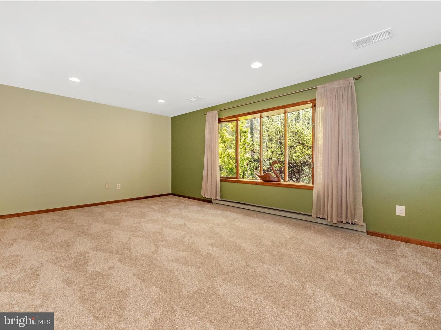 1811 Hampstead Mexico Road photo 10