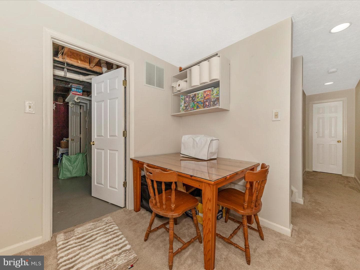 302 Troon Circle photo 25