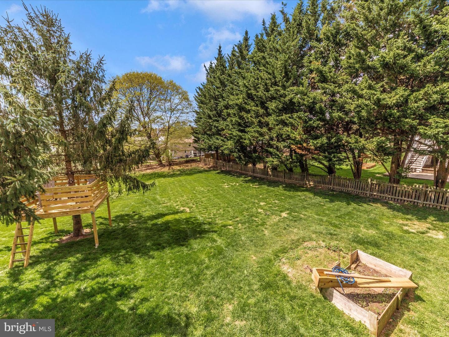 302 Troon Circle photo 27