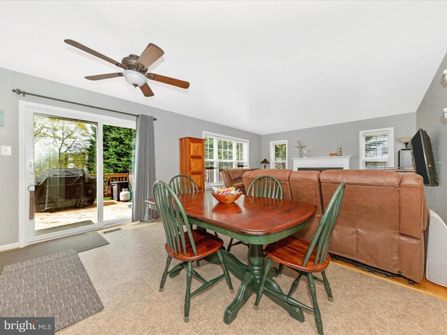 302 Troon Circle photo 8