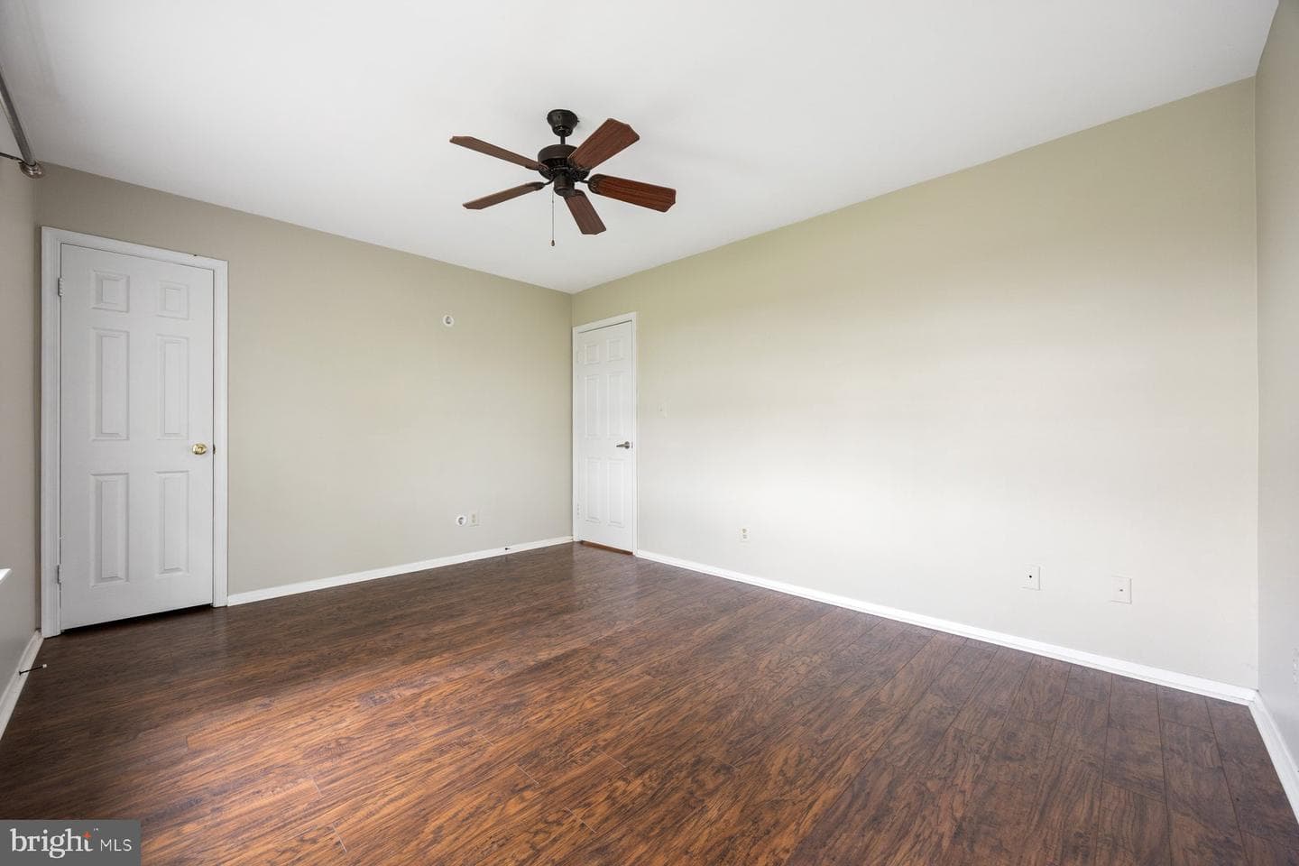 370 Logan Drive photo 16