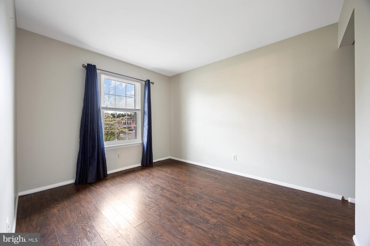 370 Logan Drive photo 23