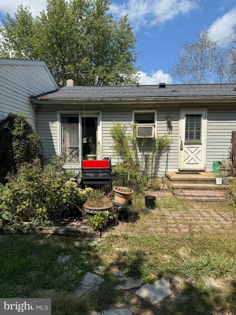 945 Humbert Schoolhouse Road photo 3