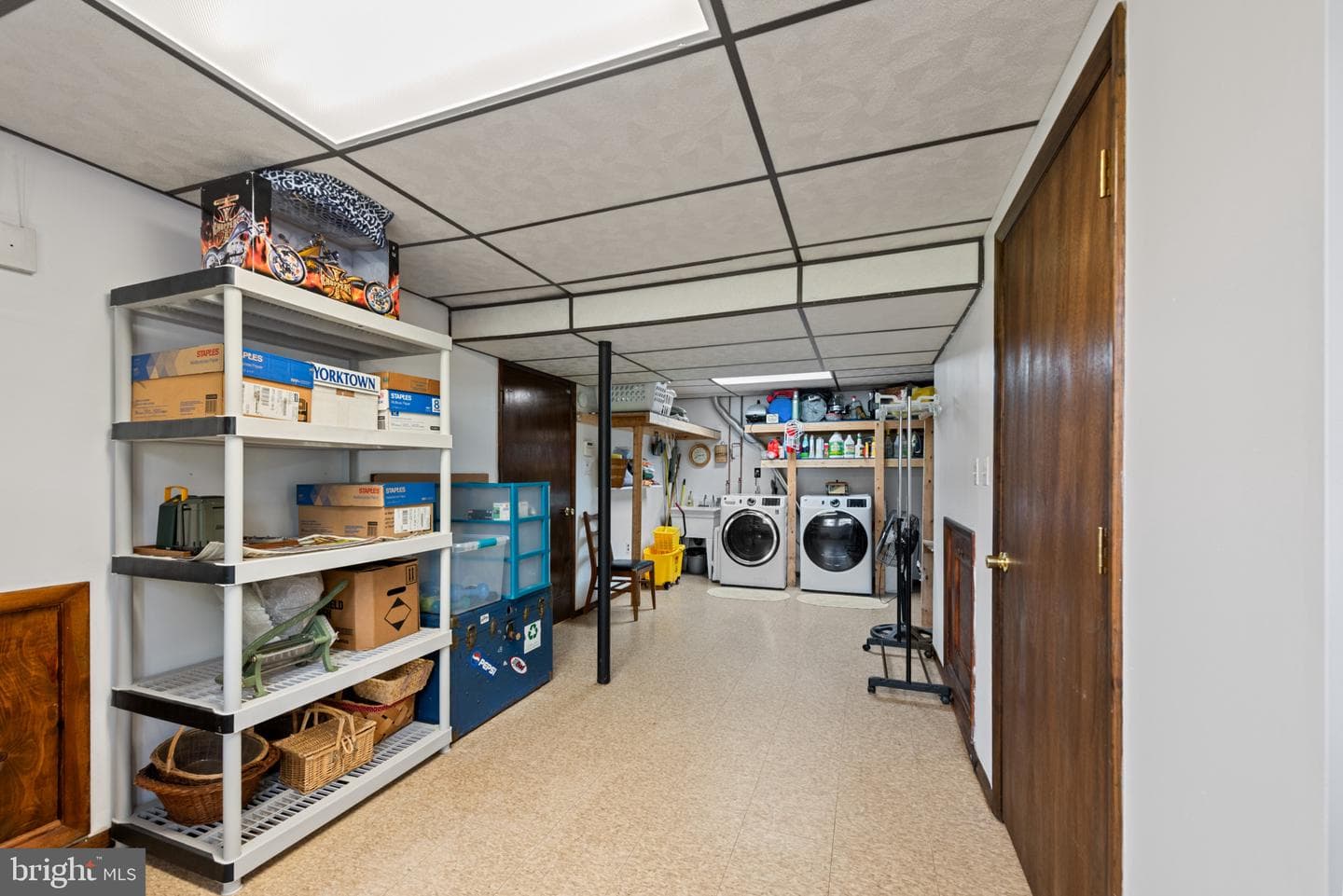 2411 Nickoles Drive photo 9