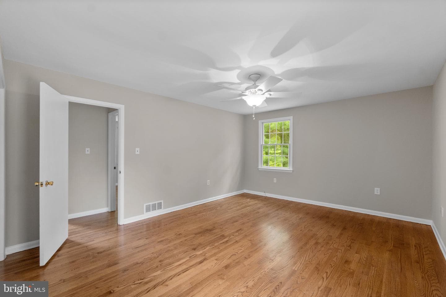 3403 Pine Circle N photo 17