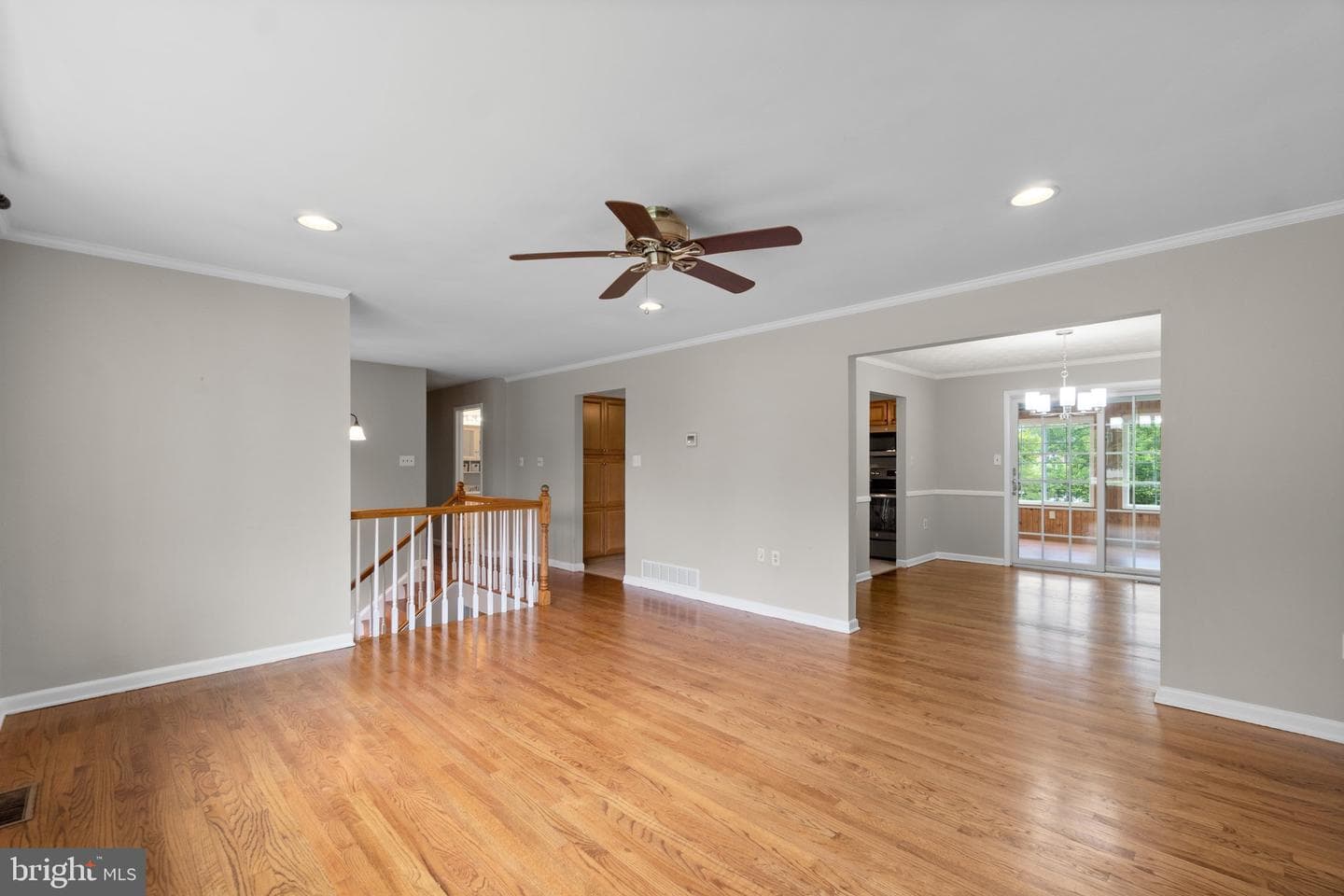 3403 Pine Circle N photo 4