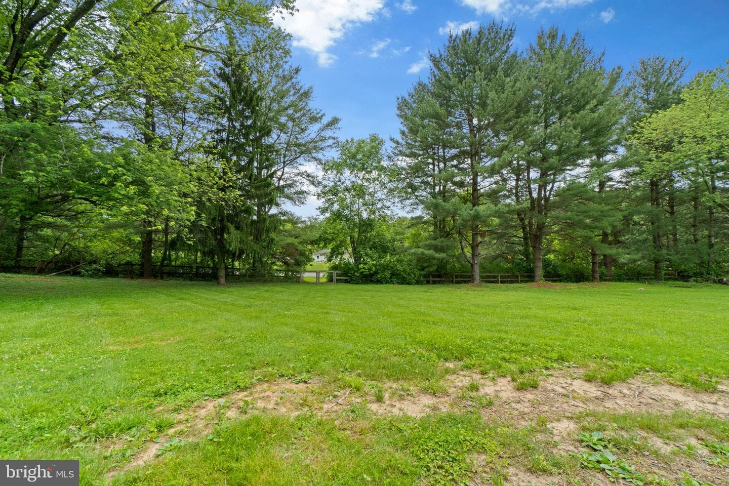 3403 Pine Circle N photo 41