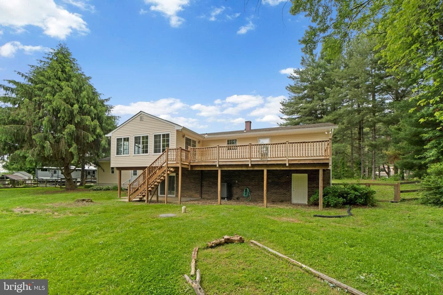 3403 Pine Circle N photo 42