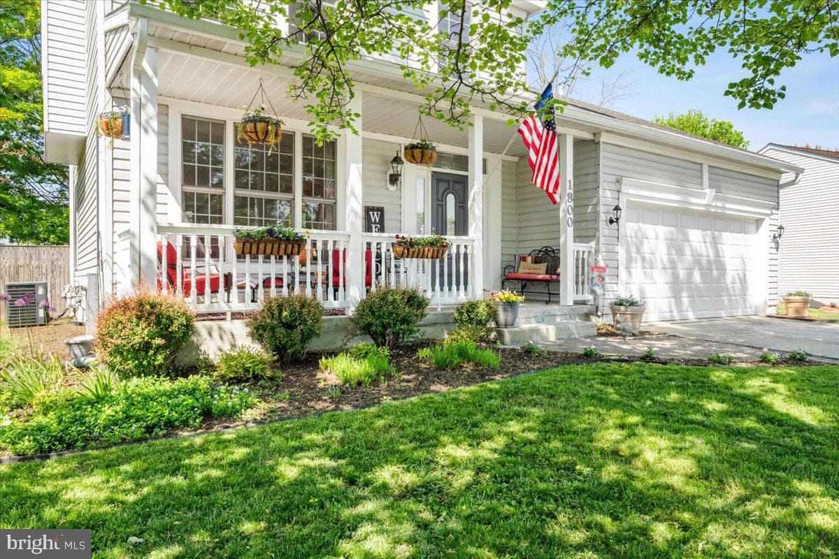 1800 Fallstaff Court photo 3