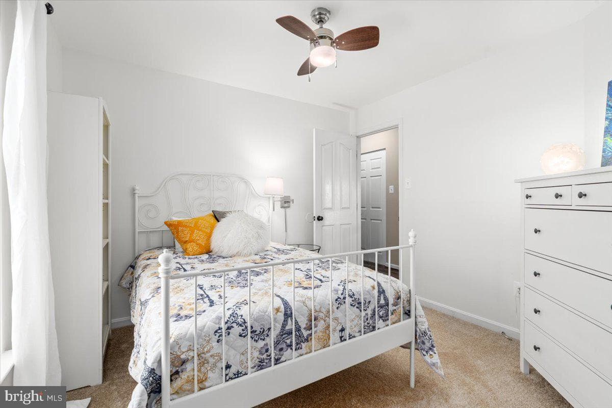1800 Fallstaff Court photo 34