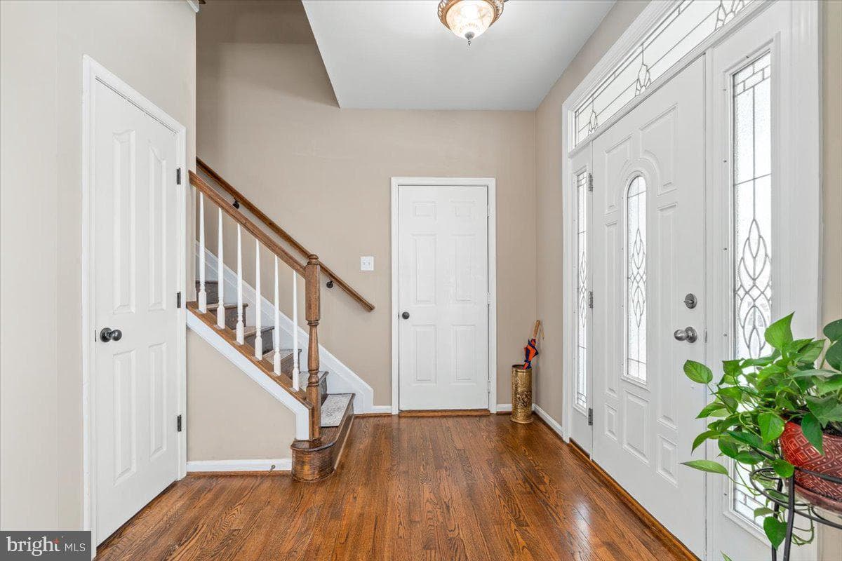 1800 Fallstaff Court photo 7