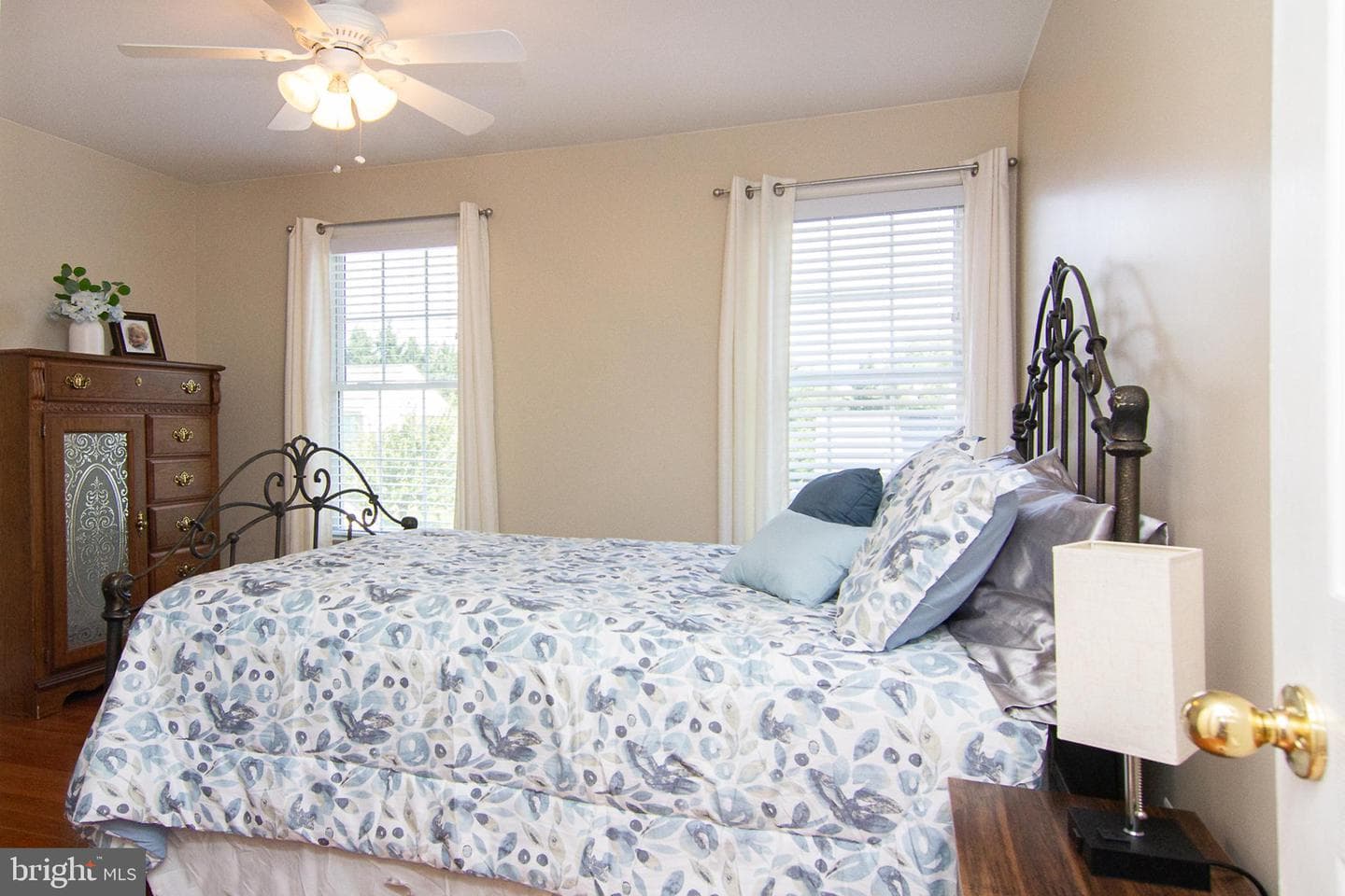 897 Caren Drive photo 32