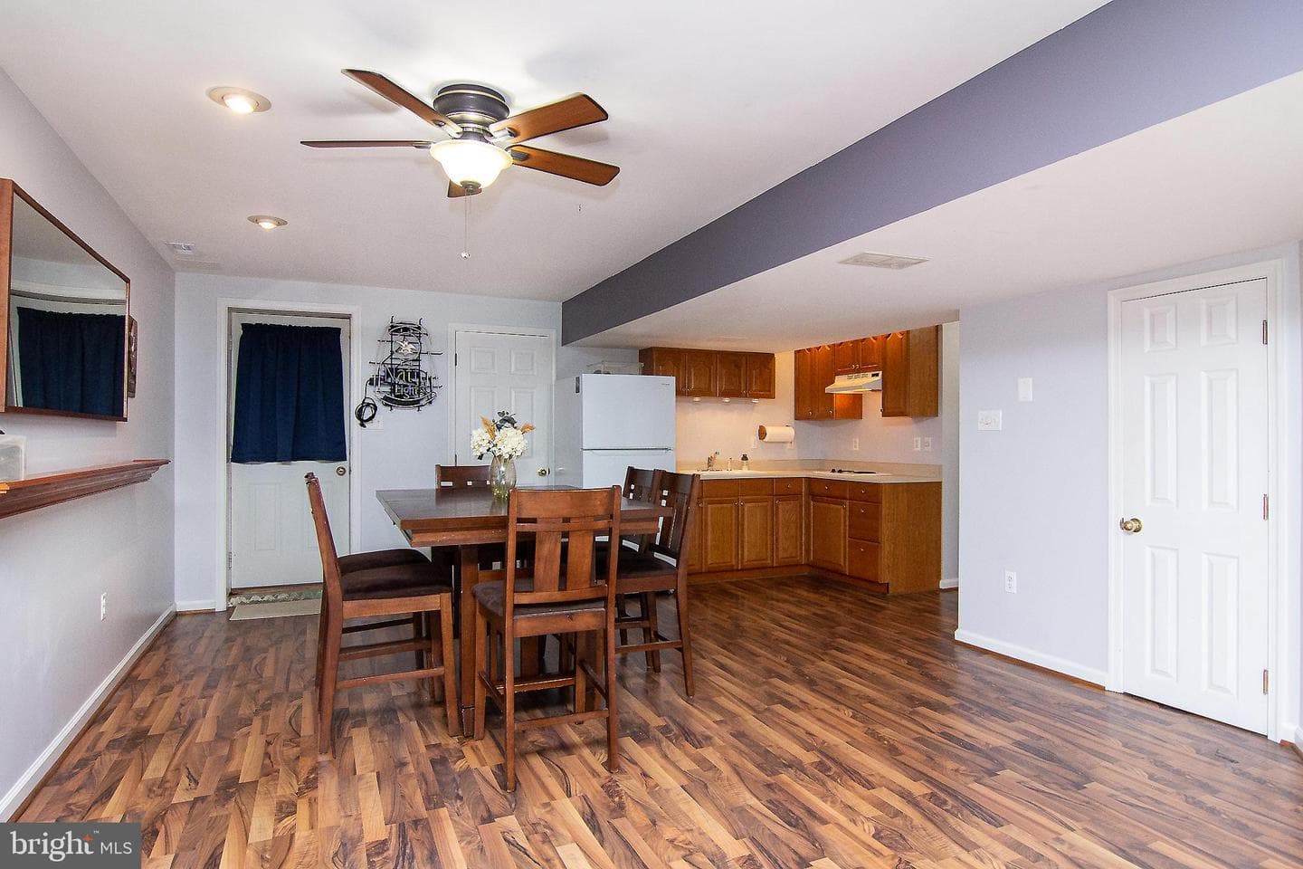 897 Caren Drive photo 38