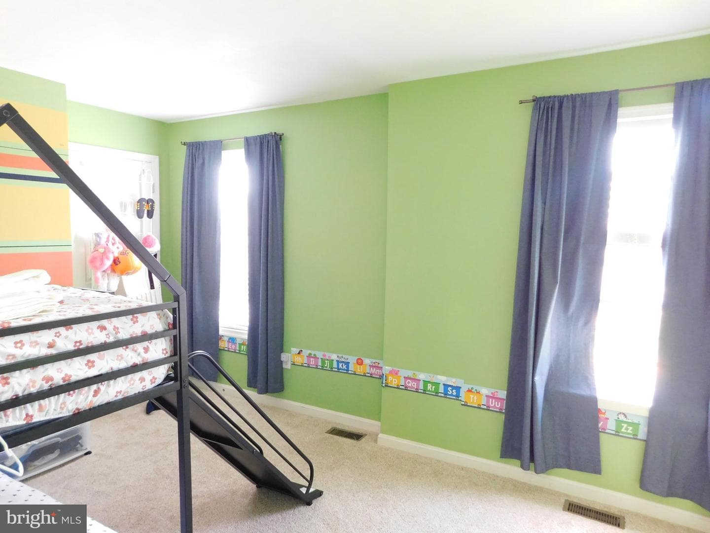 98 Crimson Avenue photo 19