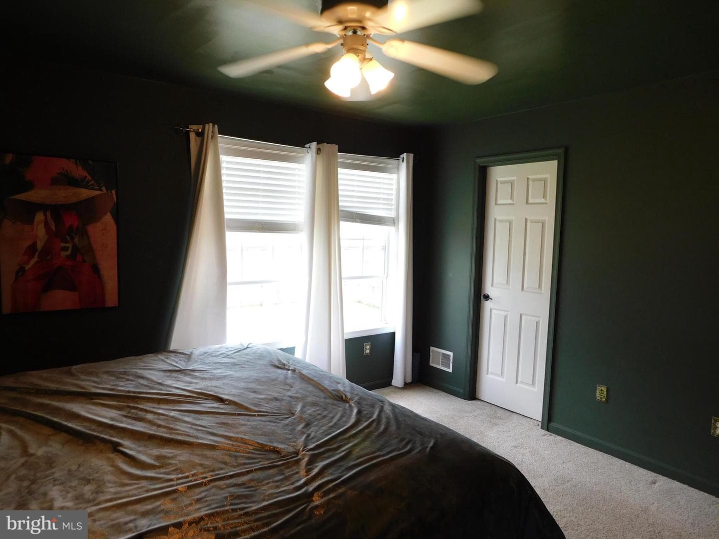 98 Crimson Avenue photo 23