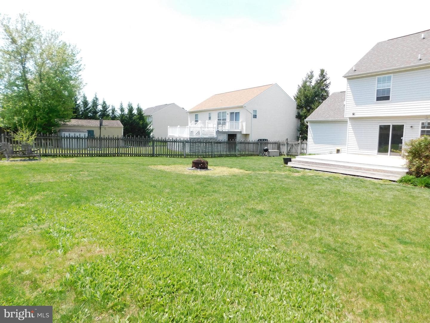 98 Crimson Avenue photo 41