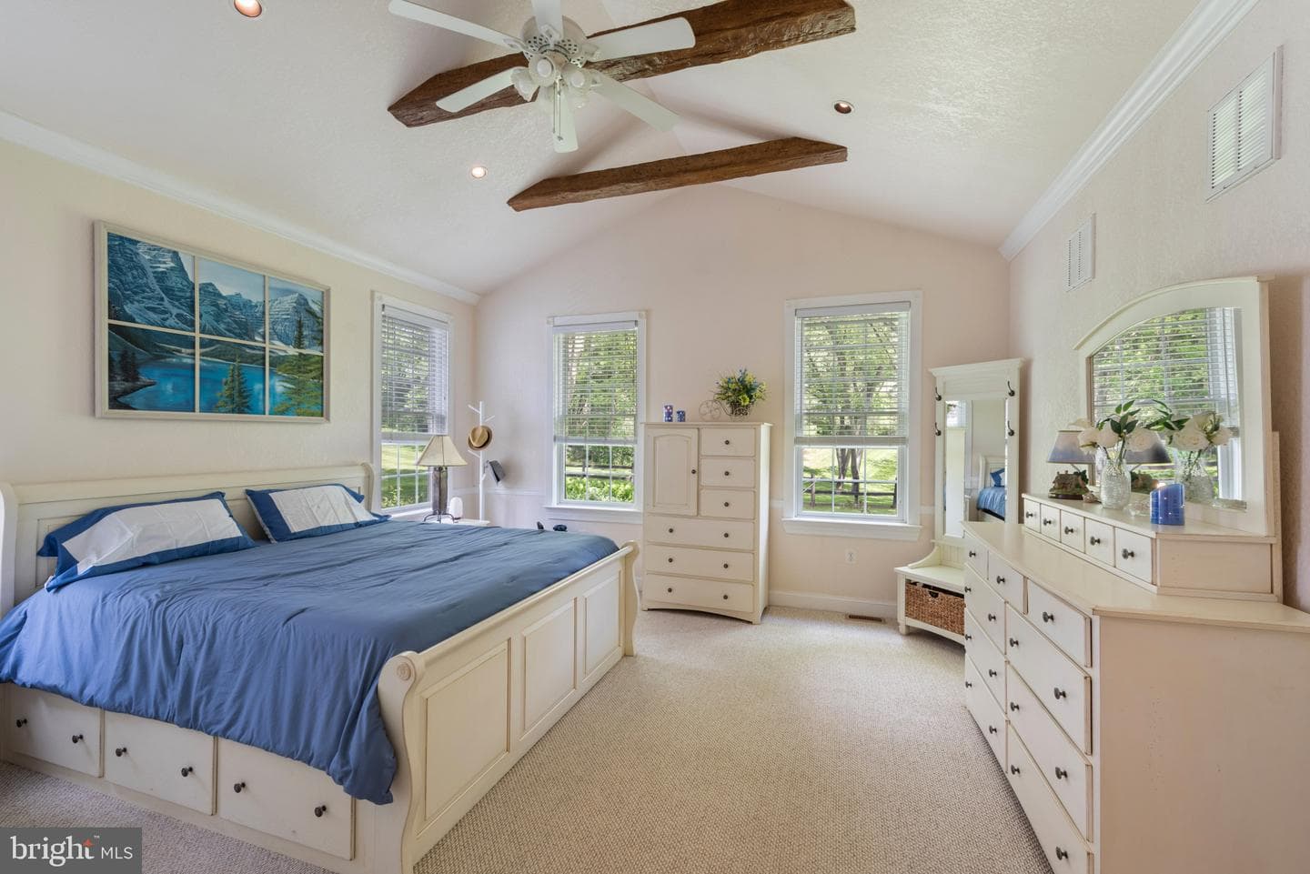 832 Muller Road photo 10